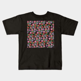 Floral pattern with light pink background Kids T-Shirt